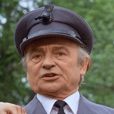 Leyland, voice of Harry Hernia