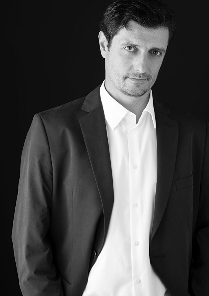 Adriano Carvalho
