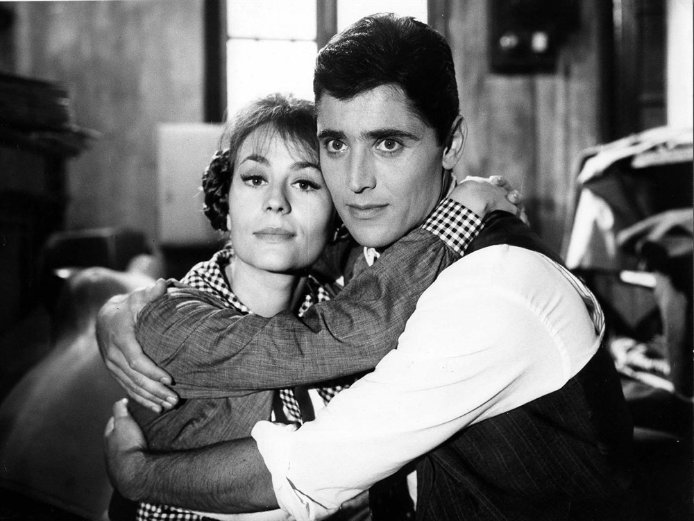 Annie Girardot