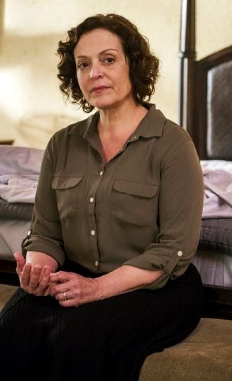 Celia Flores