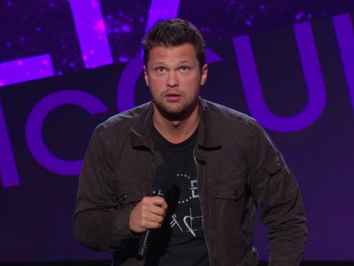 Julian McCullough
