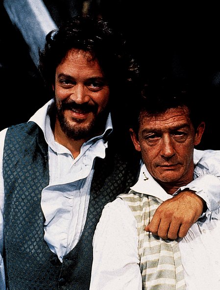 Raul Julia
