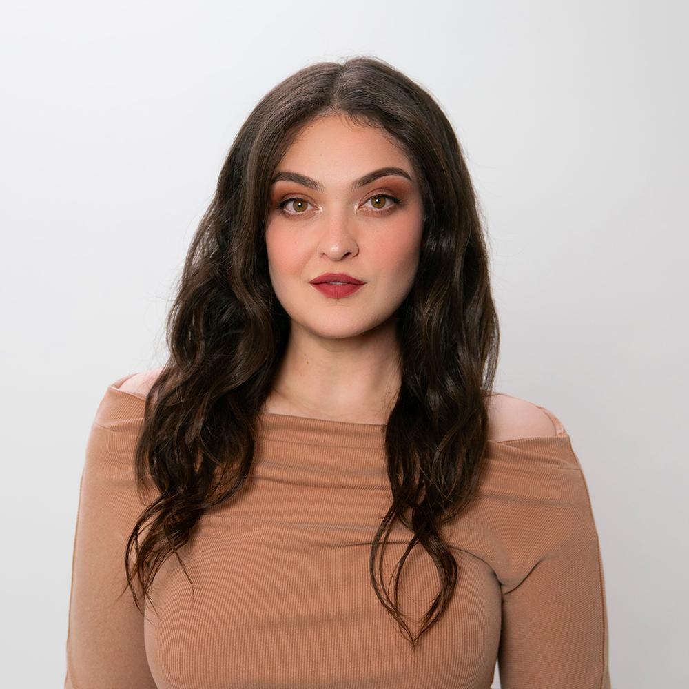 Valentina Vee