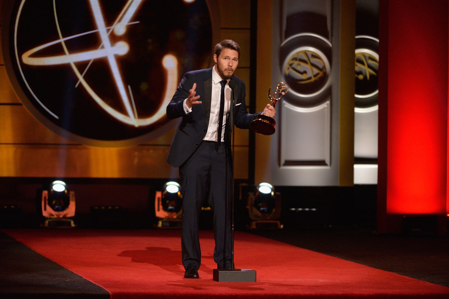 Scott Clifton