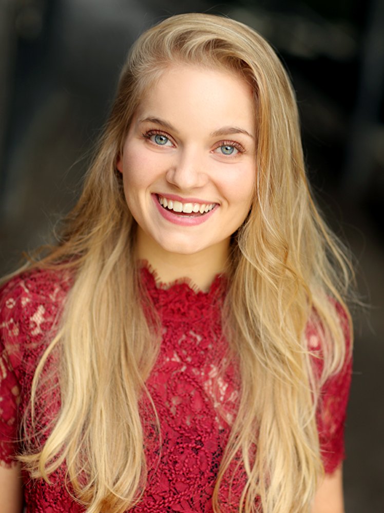 Eva Sayer