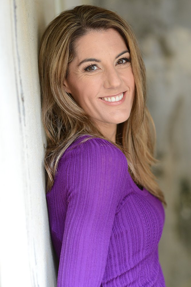 Tomi Lavinder