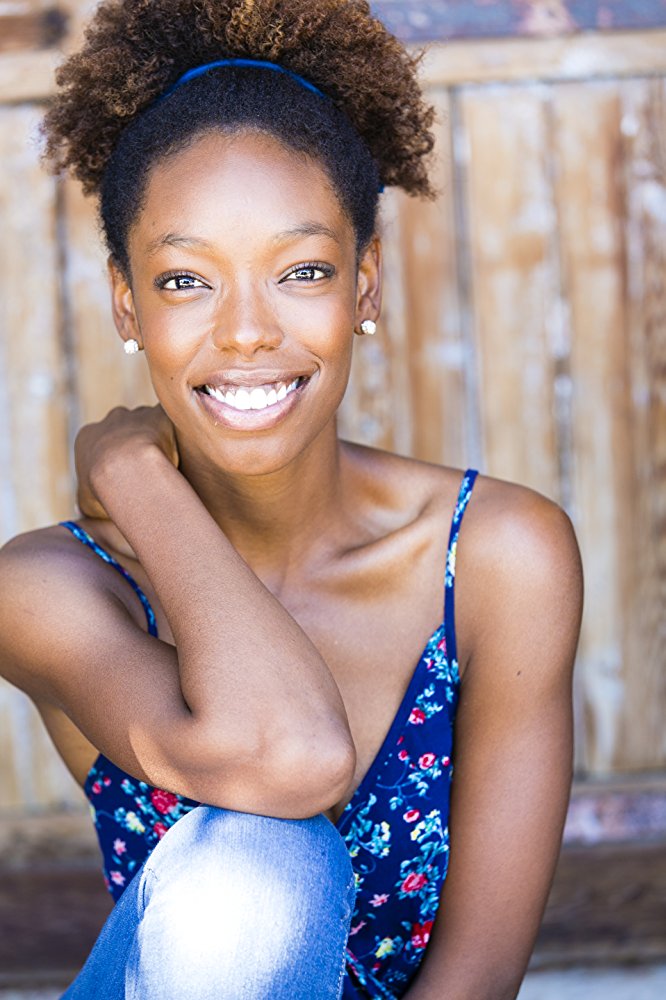 Elle Lorraine
