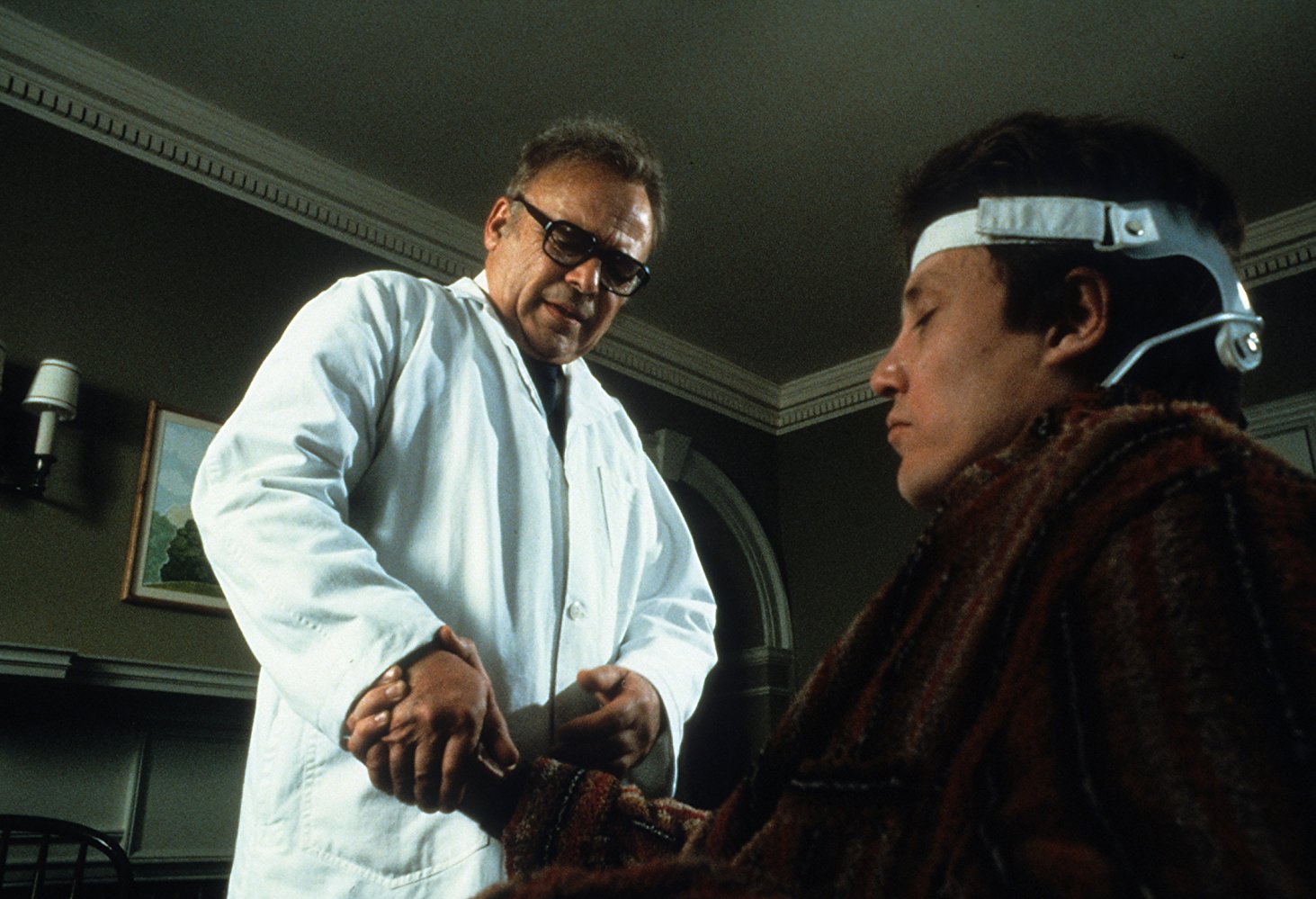 Dr. Sam Weizak