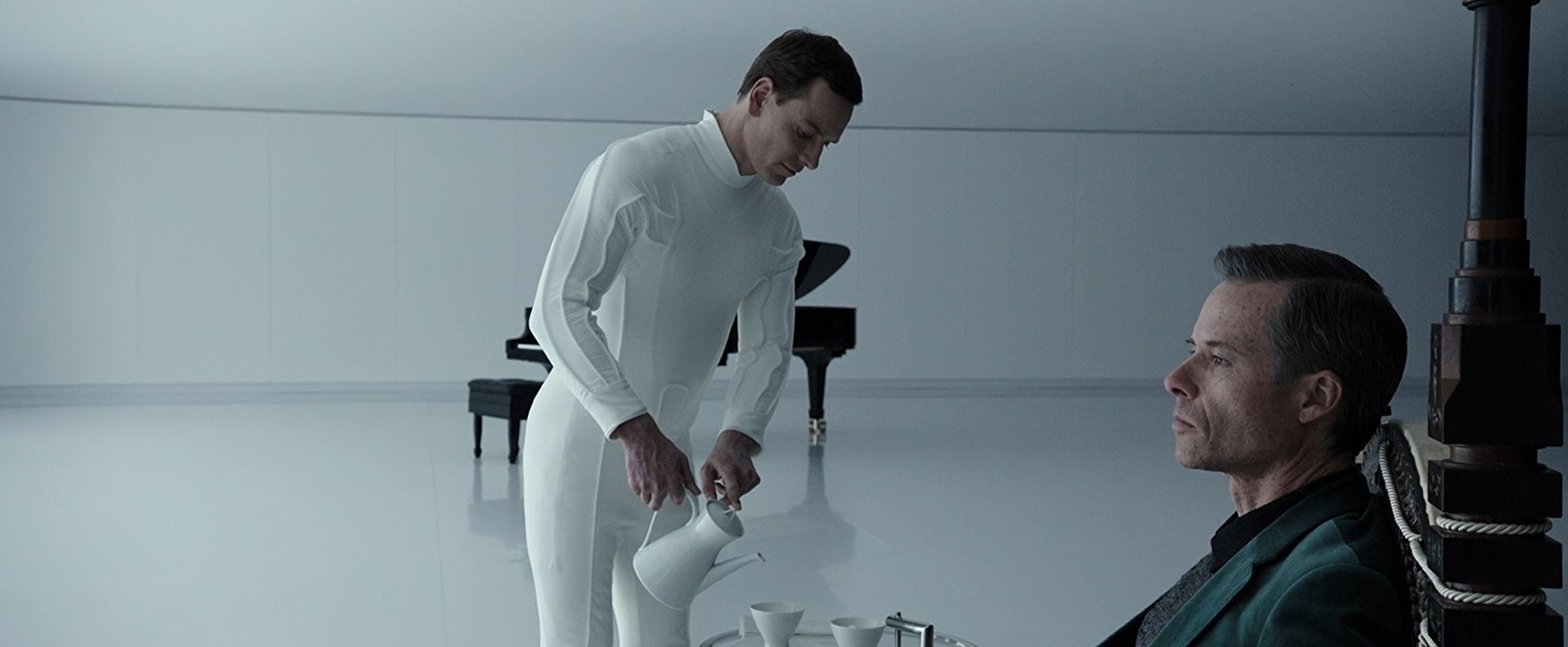 Peter Weyland