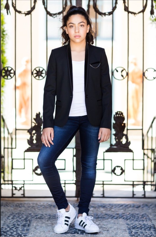Allegra Acosta