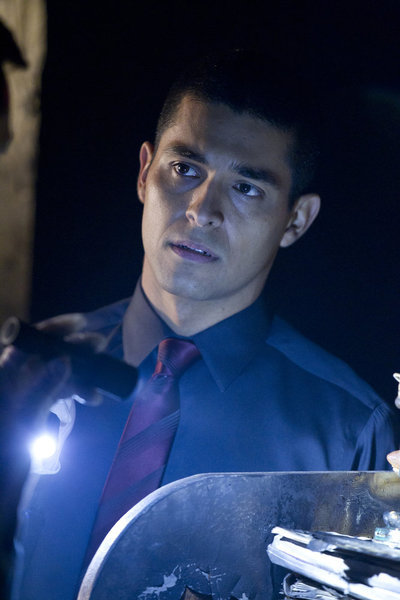 Detective Efrem Vega