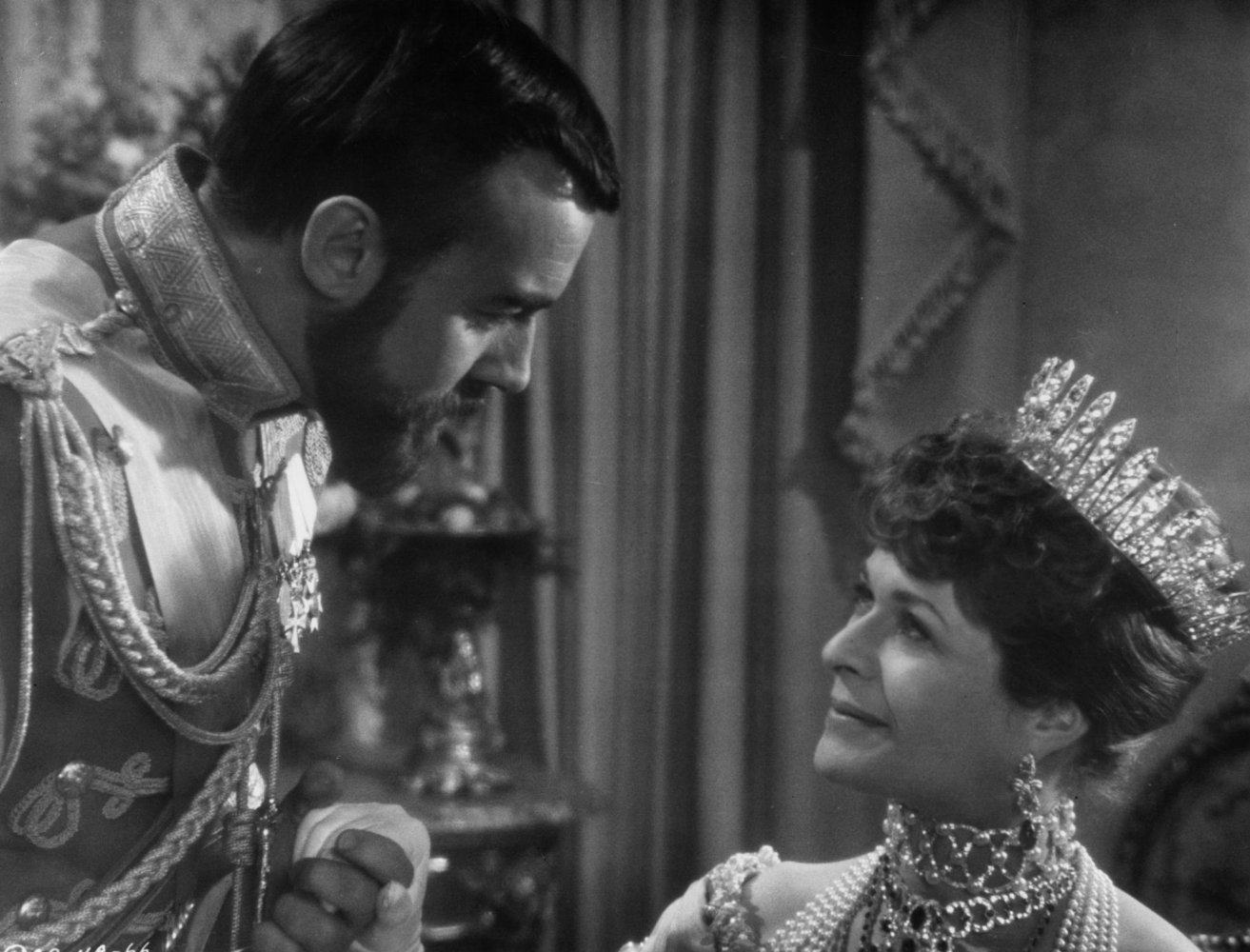 Janet Suzman