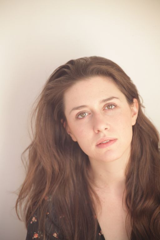 Zoë Worth
