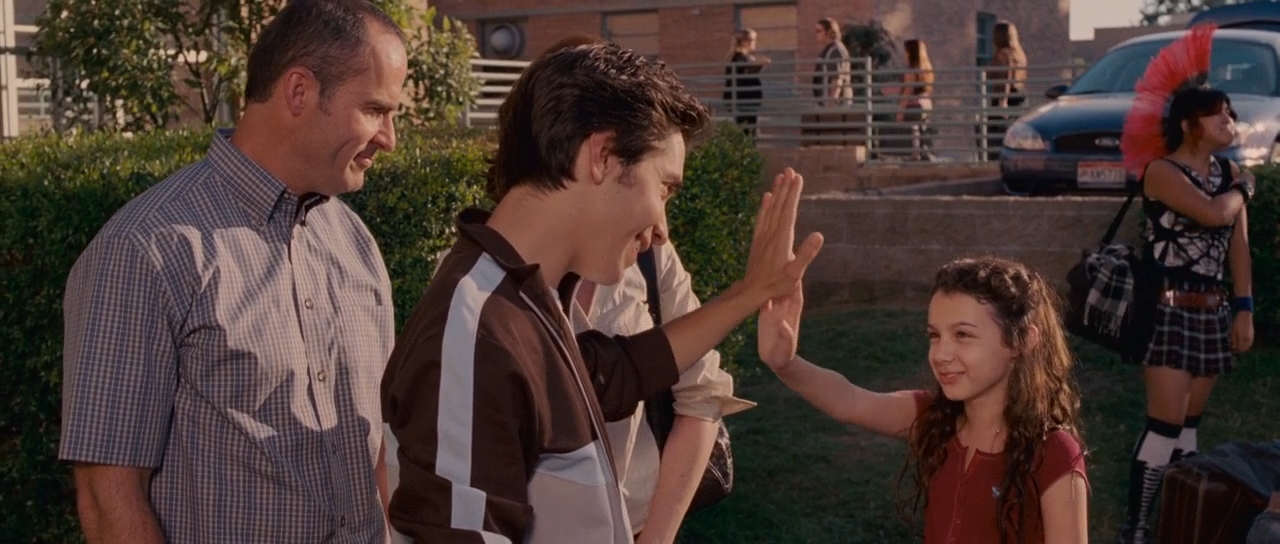 Lizzie Gaines
