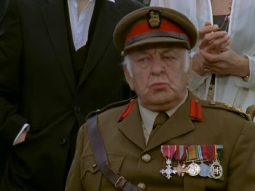 Donald Sinden