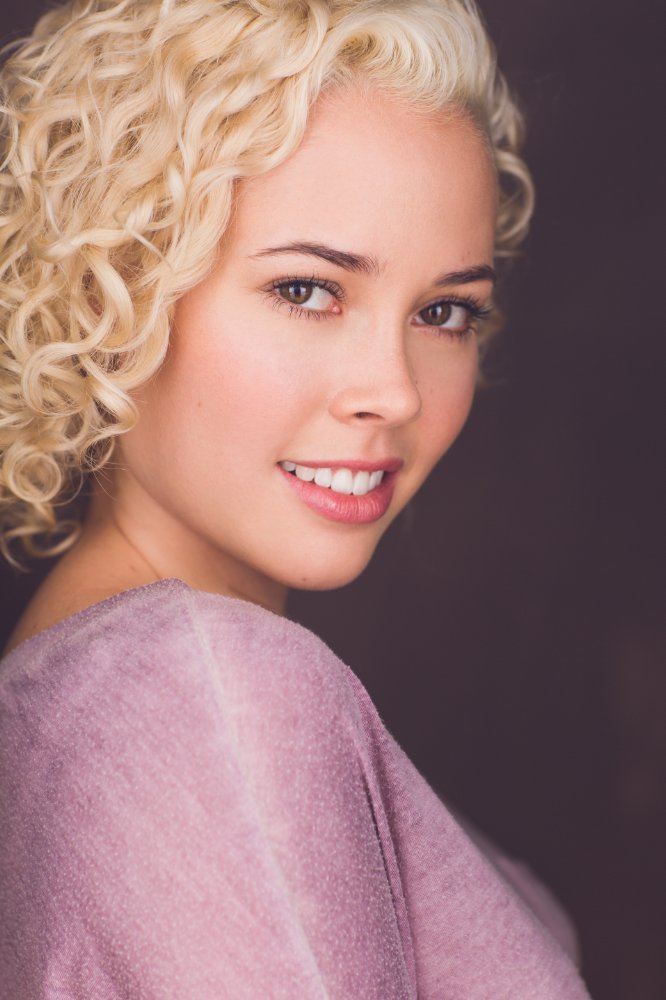 Rebecca Knox