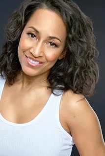 Gabrielle Lee
