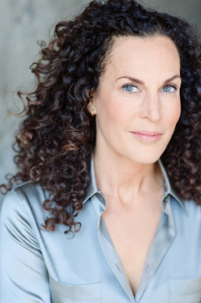 Lisa Kaminir