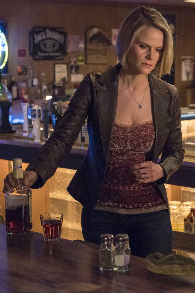 Joelle Carter